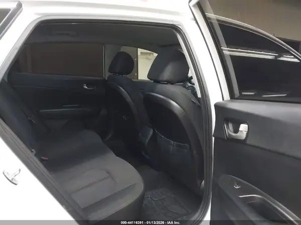 5XXGT4L3XGG026620 2016 KIA OPTIMA - Image 8
