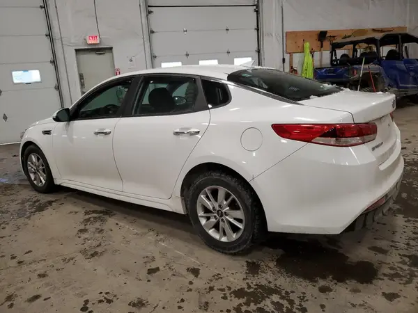 5XXGT4L3XGG030120 2016 KIA OPTIMA - Image 2