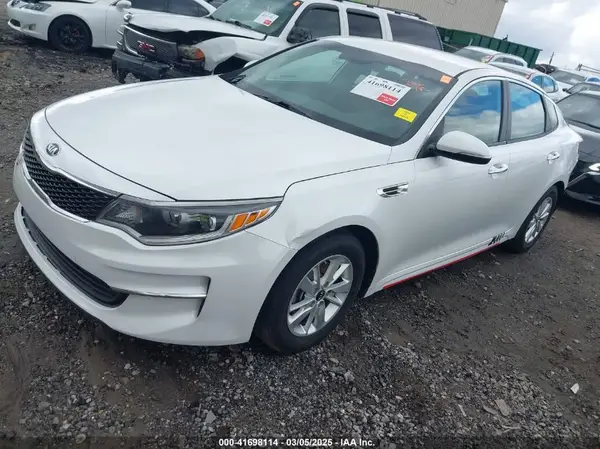 5XXGT4L3XGG031364 2016 KIA OPTIMA - Image 2