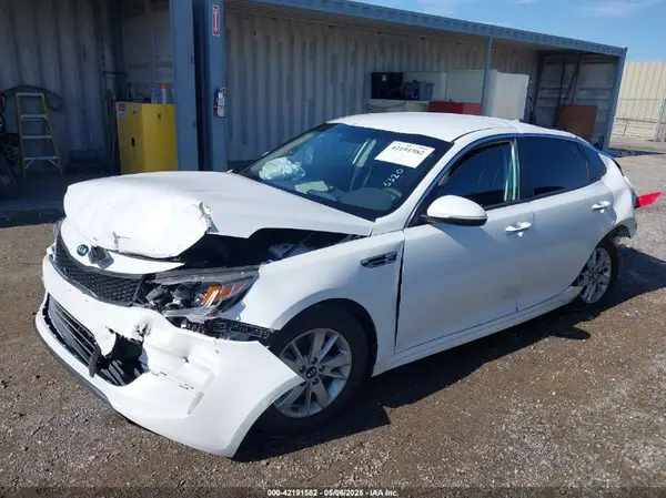 5XXGT4L3XGG035320 2016 KIA OPTIMA - Image 2