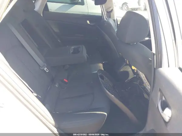 5XXGT4L3XGG035320 2016 KIA OPTIMA - Image 8