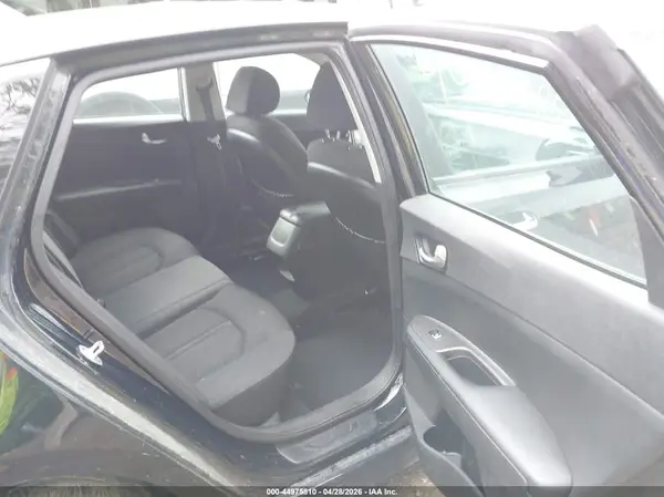 5XXGT4L3XGG036063 2016 KIA OPTIMA - Image 8