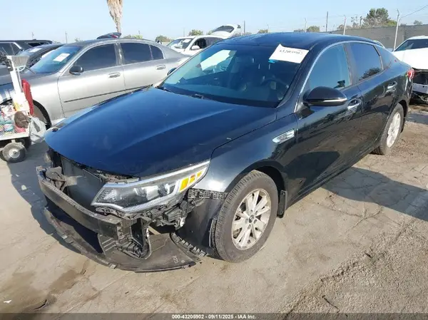 5XXGT4L3XGG037410 2016 KIA OPTIMA - Image 2