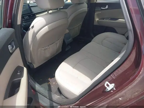 5XXGT4L3XGG040050 2016 KIA OPTIMA - Image 8