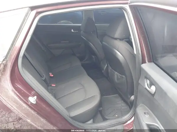 5XXGT4L3XGG048133 2016 KIA OPTIMA - Image 8