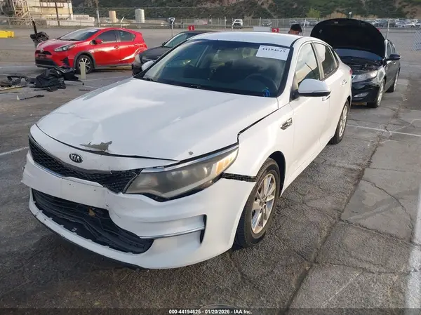 5XXGT4L3XGG049878 2016 KIA OPTIMA - Image 2