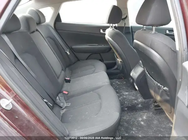 5XXGT4L3XGG055678 2016 KIA OPTIMA - Image 8