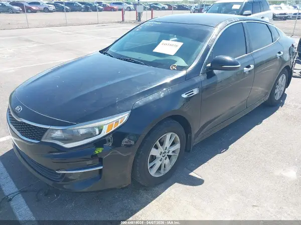 5XXGT4L3XGG070715 2016 KIA OPTIMA - Image 2