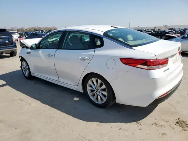 5XXGT4L3XGG072240 2016 KIA OPTIMA - Image 2