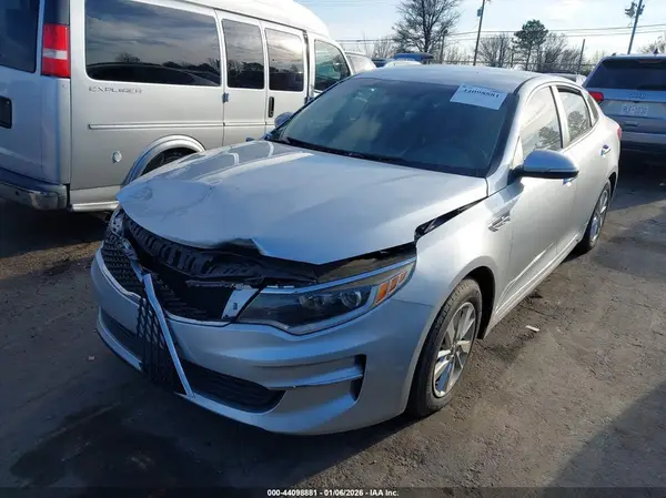 5XXGT4L3XGG072951 2016 KIA OPTIMA - Image 2