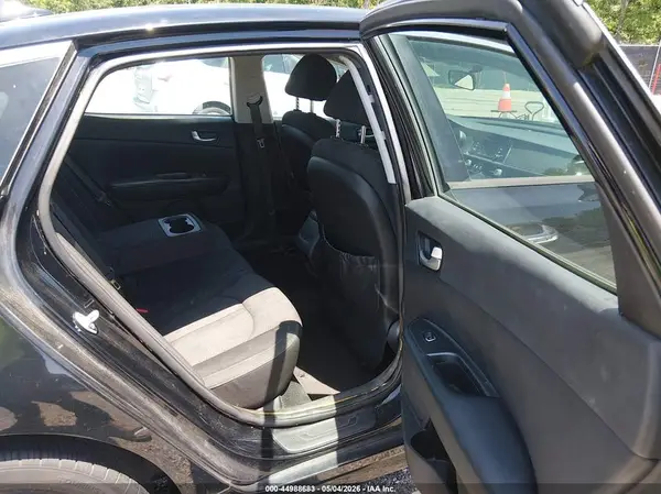 5XXGT4L3XGG075168 2016 KIA OPTIMA - Image 8