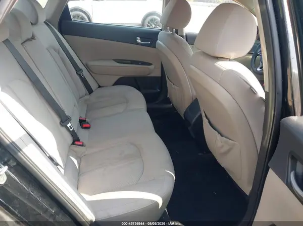 5XXGT4L3XGG076983 2016 KIA OPTIMA - Image 8