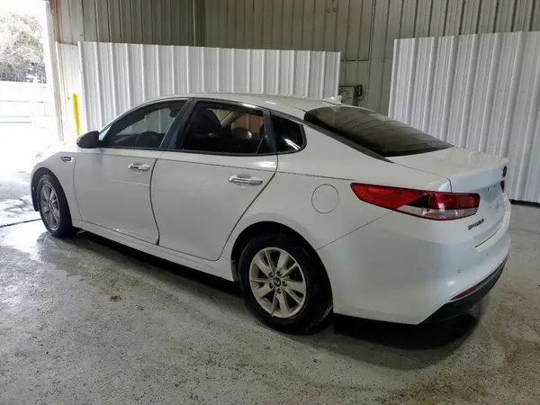 5XXGT4L3XGG077812 2016 KIA OPTIMA - Image 2