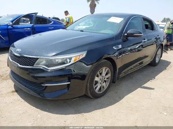 5XXGT4L3XGG079429 2016 KIA OPTIMA - Image 2