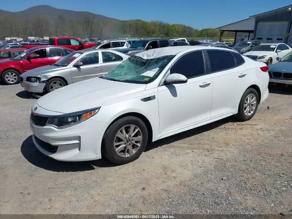 5XXGT4L3XGG080662 2016 KIA OPTIMA - Image 2