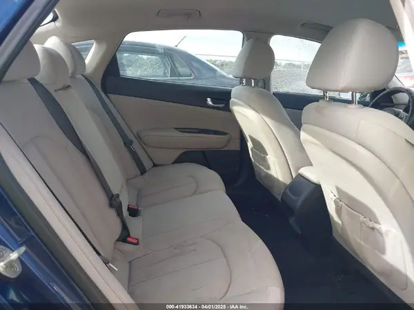 5XXGT4L3XGG081911 2016 KIA OPTIMA - Image 8