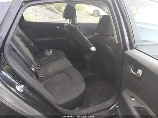 5XXGT4L3XGG090785 2016 KIA OPTIMA - Image 8
