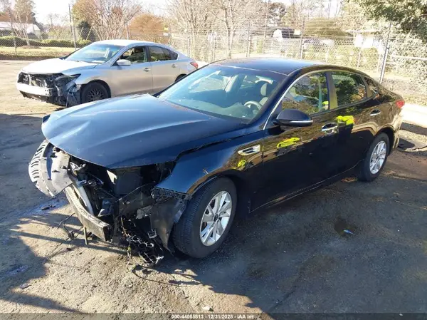 5XXGT4L3XGG097123 2016 KIA OPTIMA - Image 2