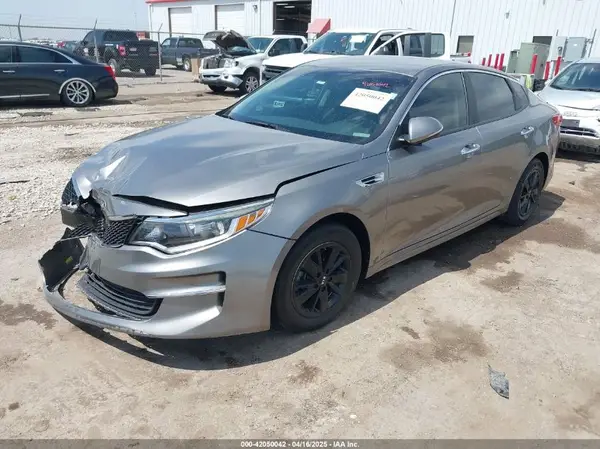 5XXGT4L3XGG098143 2016 KIA OPTIMA - Image 2