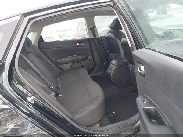 5XXGT4L3XGG099373 2016 KIA OPTIMA - Image 8