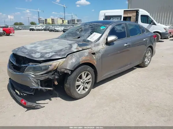5XXGT4L3XGG105107 2016 KIA OPTIMA - Image 2