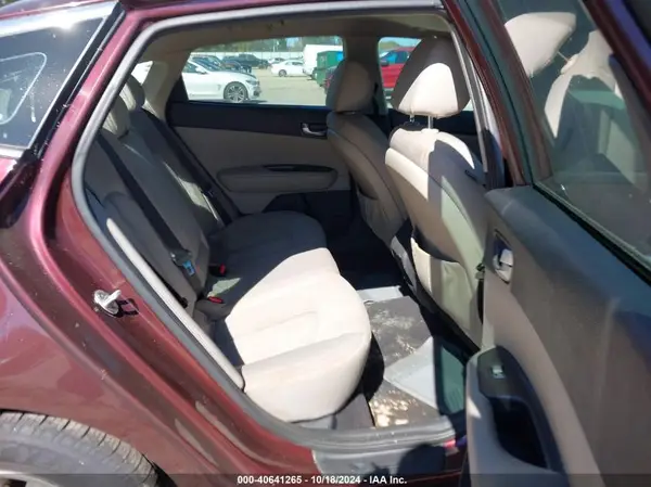 5XXGT4L3XGG108119 2016 KIA OPTIMA - Image 8