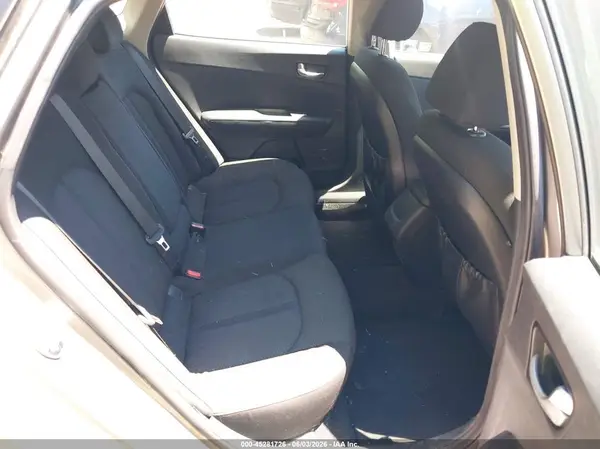 5XXGT4L3XGG115930 2016 KIA OPTIMA - Image 8