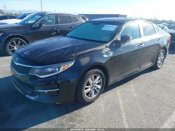 5XXGT4L3XGG117032 2016 KIA OPTIMA - Image 2