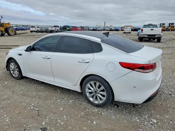 5XXGT4L3XHG123611 2017 KIA OPTIMA - Image 2
