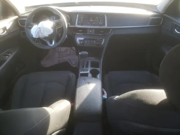 5XXGT4L3XHG125987 2017 KIA OPTIMA - Image 8