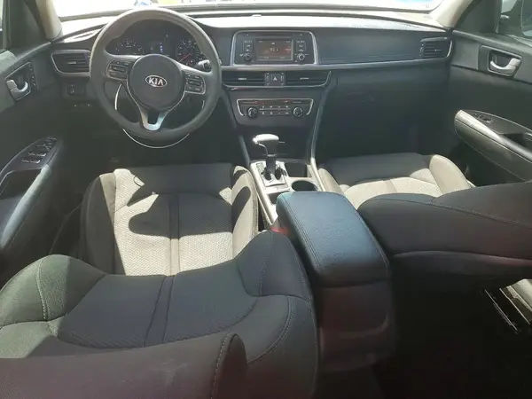 5XXGT4L3XHG126136 2017 KIA OPTIMA - Image 8