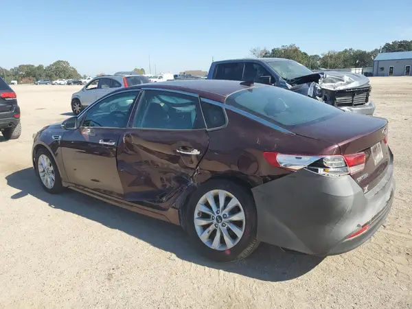 5XXGT4L3XHG126587 2017 KIA OPTIMA - Image 2