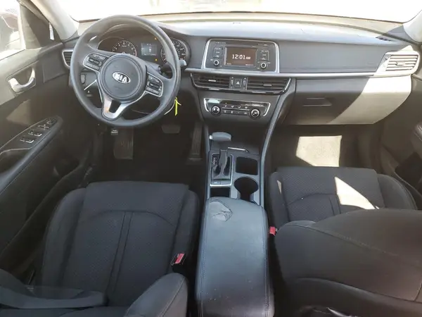 5XXGT4L3XHG126587 2017 KIA OPTIMA - Image 8