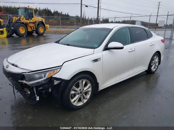 5XXGT4L3XHG127853 2017 KIA OPTIMA - Image 2
