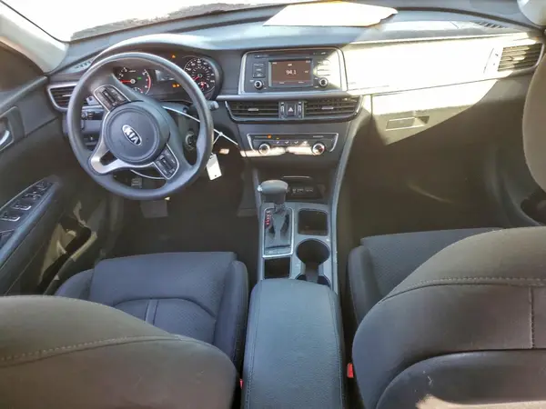 5XXGT4L3XHG130588 2017 KIA OPTIMA - Image 8