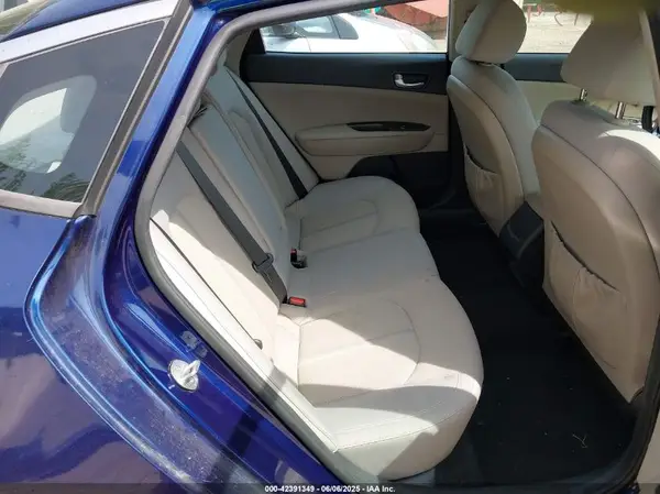 5XXGT4L3XHG132387 2017 KIA OPTIMA - Image 8