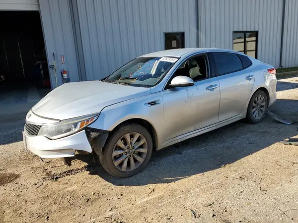 5XXGT4L3XHG133717 2017 KIA OPTIMA - Image 1