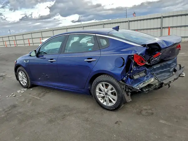 5XXGT4L3XHG134818 2017 KIA OPTIMA - Image 2