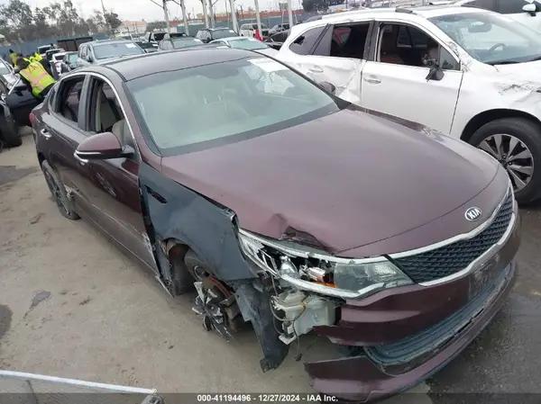 5XXGT4L3XHG139372 2017 KIA OPTIMA - Image 1