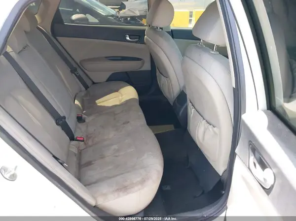 5XXGT4L3XHG139694 2017 KIA OPTIMA - Image 8