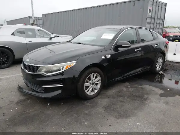 5XXGT4L3XHG145253 2017 KIA OPTIMA - Image 2
