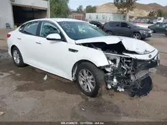 5XXGT4L3XHG145754 2017 KIA OPTIMA