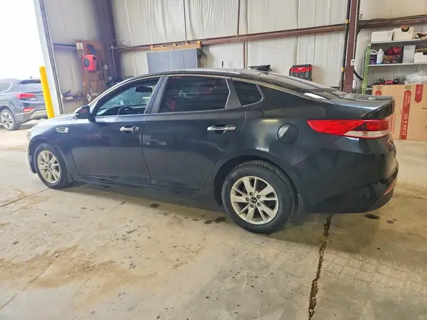 5XXGT4L3XHG146273 2017 KIA OPTIMA - Image 2