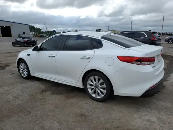 5XXGT4L3XHG146371 2017 KIA OPTIMA - Image 2