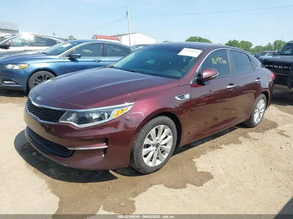 5XXGT4L3XHG147391 2017 KIA OPTIMA - Image 2