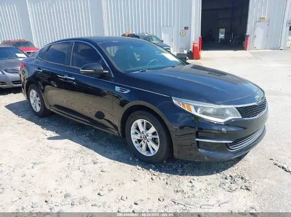 5XXGT4L3XHG149125 2017 KIA OPTIMA - Image 1