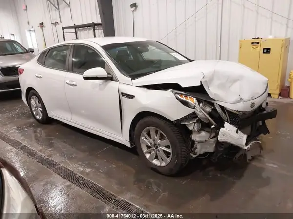 5XXGT4L3XHG151456 2017 KIA OPTIMA - Image 1