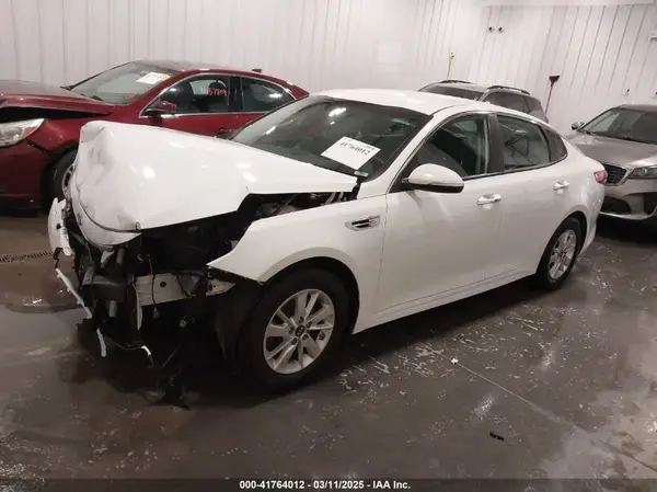 5XXGT4L3XHG151456 2017 KIA OPTIMA - Image 2