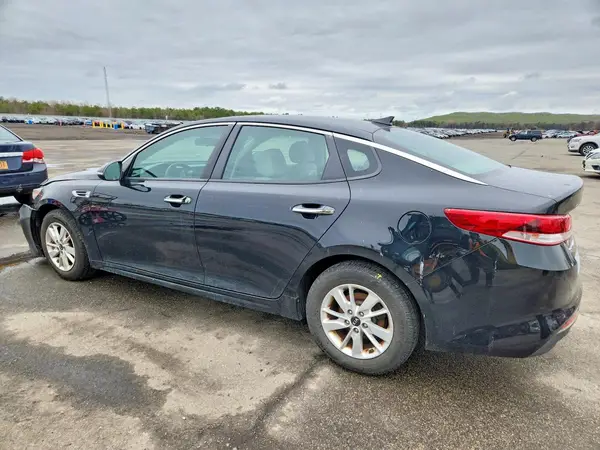 5XXGT4L3XHG151537 2017 KIA OPTIMA - Image 2