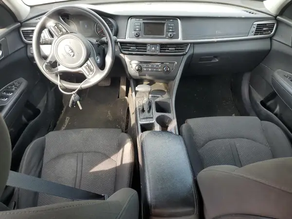 5XXGT4L3XHG155782 2017 KIA OPTIMA - Image 8